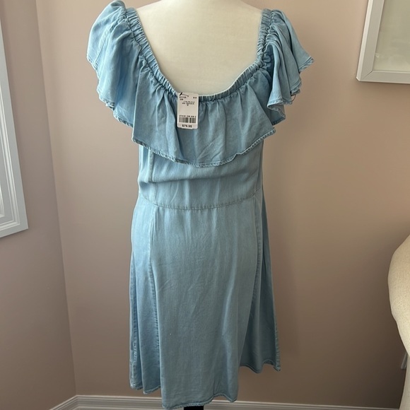 Le Chateau L Blue Off The Shoulder Summer Dress NWT - Picture 4 of 5